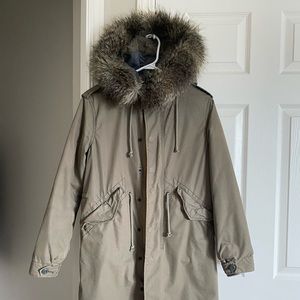 Aritzia TNA Parka Military edition
